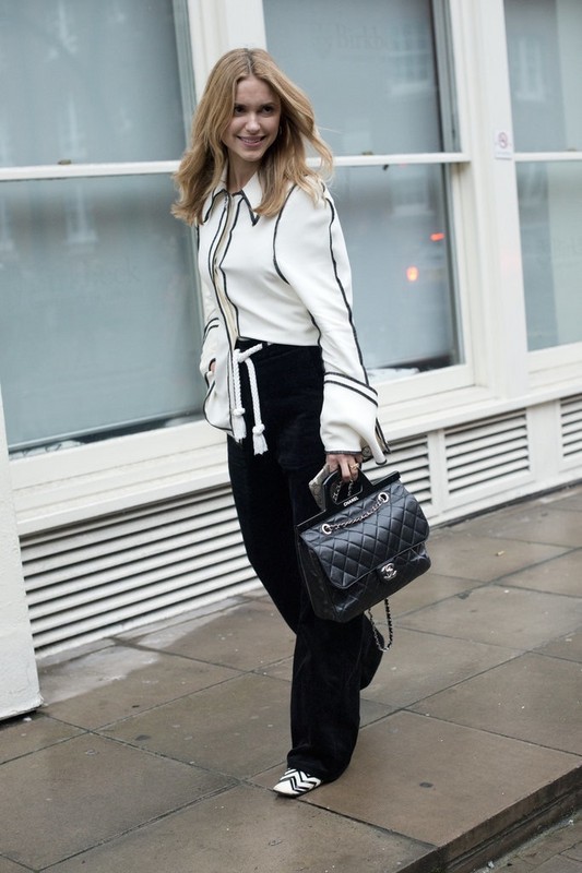 簡(jiǎn)約風(fēng)職場(chǎng)女性穿搭 黑白灰也可以不無聊