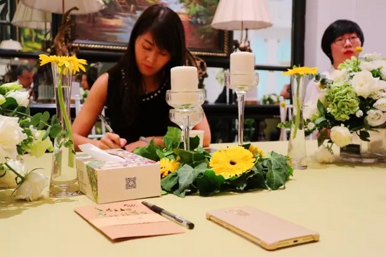 各位“小綠人”也把自己企業(yè)的問題通過卡片的形式，向劉東曉博士請教。