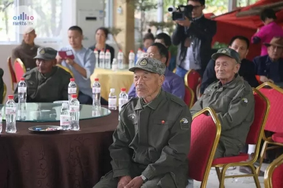 臺上展風采，臺下笑開懷