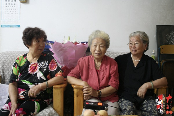 越調(diào)名老藝人雷桂花、劉巧蓮、劉玉蘭回首往事