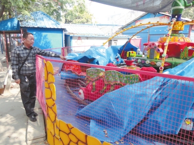 小涵的家人說，小涵就是在這里被卷進(jìn)車輪下的