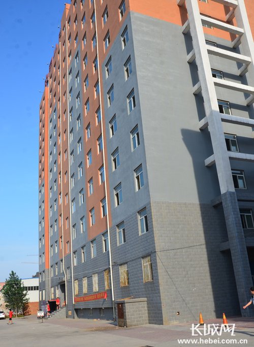 中國地質大學長城學院大三女生凌晨墜樓身亡