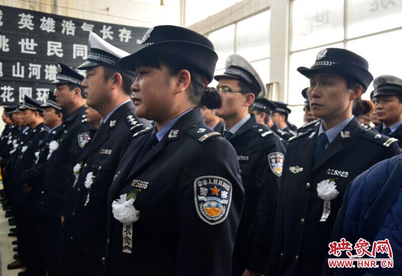 送別儀式上，姚世民的不少同志忍不住流下了眼淚