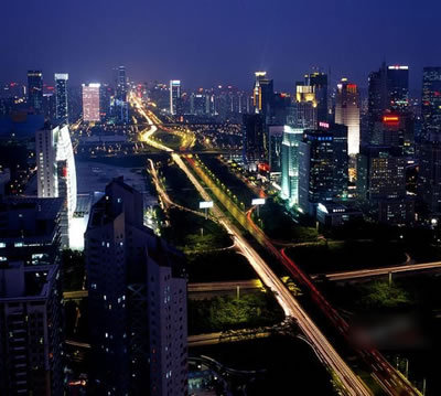 1、房屋一套(80平方)，以均價(jià)22300元計(jì)，22300×80=1784000.(這是朋友剛在筆架山買的城市主場的價(jià)格)