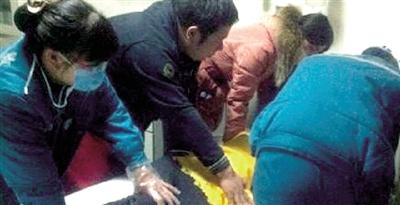 輕生女子終于獲救，目前情況穩(wěn)定。