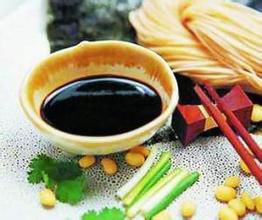 喝牛奶能美白？盤點(diǎn)關(guān)于飲食改變膚色的謠言