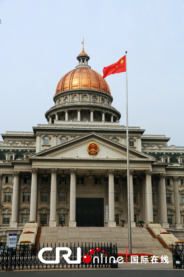 江蘇無錫曝六座山寨"白宮" 江蘇無錫曝六座山寨"白宮"