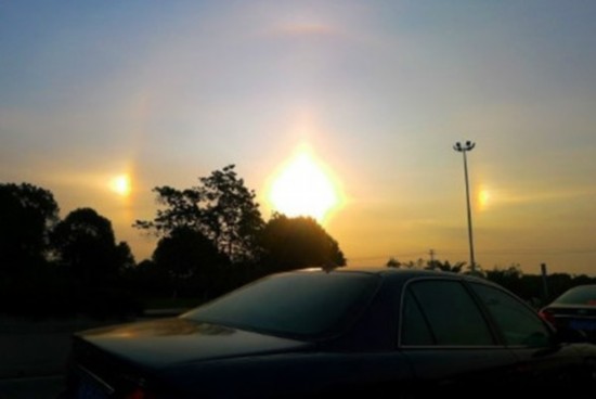 上?，F(xiàn)“3個(gè)太陽(yáng)”