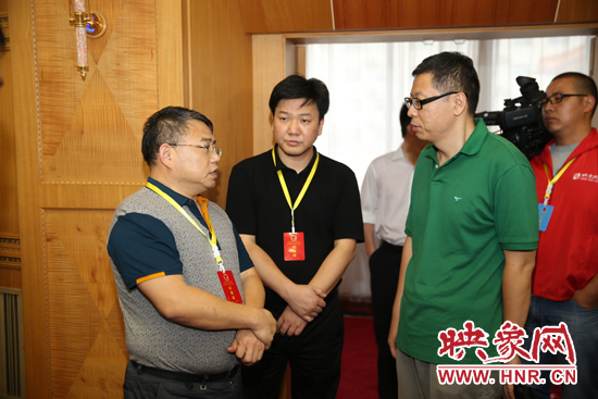 映象網(wǎng)全程直播省十二屆人大常委會(huì)專(zhuān)題詢(xún)問(wèn)會(huì) 映象網(wǎng)全程直播省十二屆人大常委會(huì)專(zhuān)題詢(xún)問(wèn)會(huì)