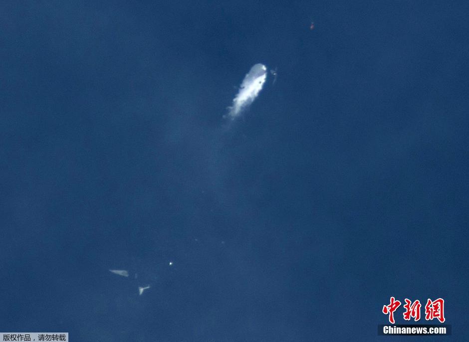 維珍銀河太空船二號(hào)美國加州試飛時(shí)墜毀 維珍銀河太空船二號(hào)美國加州試飛時(shí)墜毀