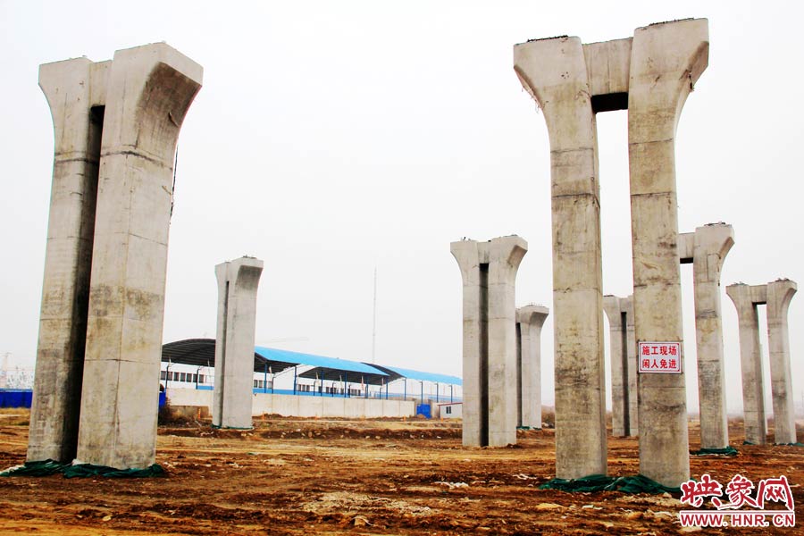 今年9月份，媒體曾報(bào)道稱，此項(xiàng)目停工的原因主要是資金鏈斷裂。