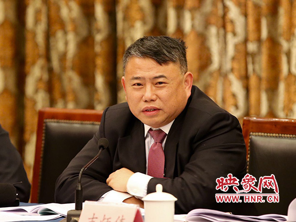 全國(guó)人大代表朱夏炎:文藝創(chuàng)新需要與"互聯(lián)網(wǎng)+"相結(jié)合 全國(guó)人大代表朱夏炎:文藝創(chuàng)新需要與"互聯(lián)網(wǎng)+"相結(jié)合