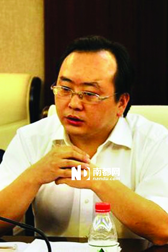 恩施州中級人民法院辦公室主任劉國峰。 圖片來源：騰訊