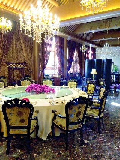  乙十六會(huì)所北海店包廂內(nèi)景。記者王文志攝