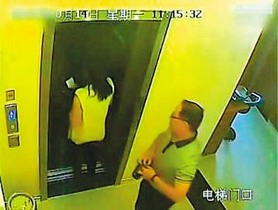 去年12月8日，“張軍嫖娼門”視頻和網(wǎng)帖在網(wǎng)上流傳。