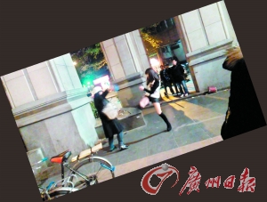 “保時捷女孩”踢腿救人。