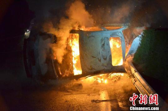 圖為事故現(xiàn)場(chǎng)。嚴(yán)光濤 攝