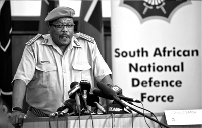 3月23日，中非共和國首都班吉，從加蓬首都利伯維爾出發(fā)的法國增援部隊共計200名士兵抵達(dá)班吉國際機(jī)場