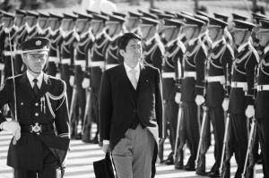 安倍外公為二戰(zhàn)甲級戰(zhàn)犯 其家族推進(jìn)修憲半個多世紀(jì)