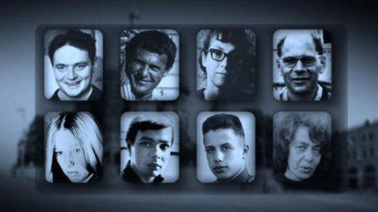 集會者打出與45年前抗議集會相同的標(biāo)語“為了你們和我們的自由”。