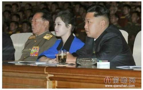 李雪主新發(fā)型簡潔可愛 疑為滿足金正恩的喜好 李雪主新發(fā)型簡潔可愛 疑為滿足金正恩的喜好