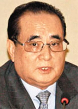 李秀勇曾照料金正恩兄妹。