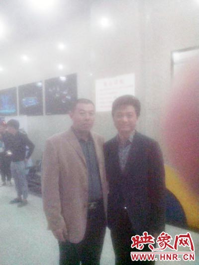 10月30日，著名節(jié)目支持人崔永元聽(tīng)說(shuō)了楊冠軍資助學(xué)生的事情后，通過(guò)河南衛(wèi)視，邀請(qǐng)其到北京見(jiàn)面，接受