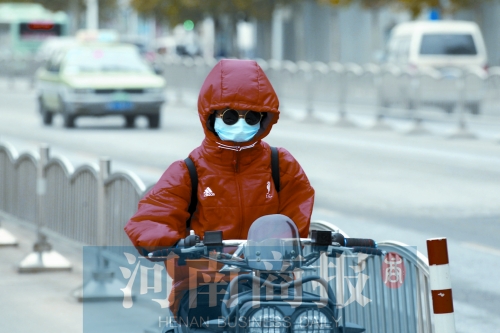 全副武裝，抵抗寒風