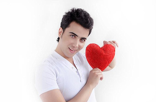 伊拉克18歲大學生自稱地球上最帥男人(網(wǎng)頁截圖) 伊拉克18歲大學生自稱地球上最帥男人(網(wǎng)頁截圖)