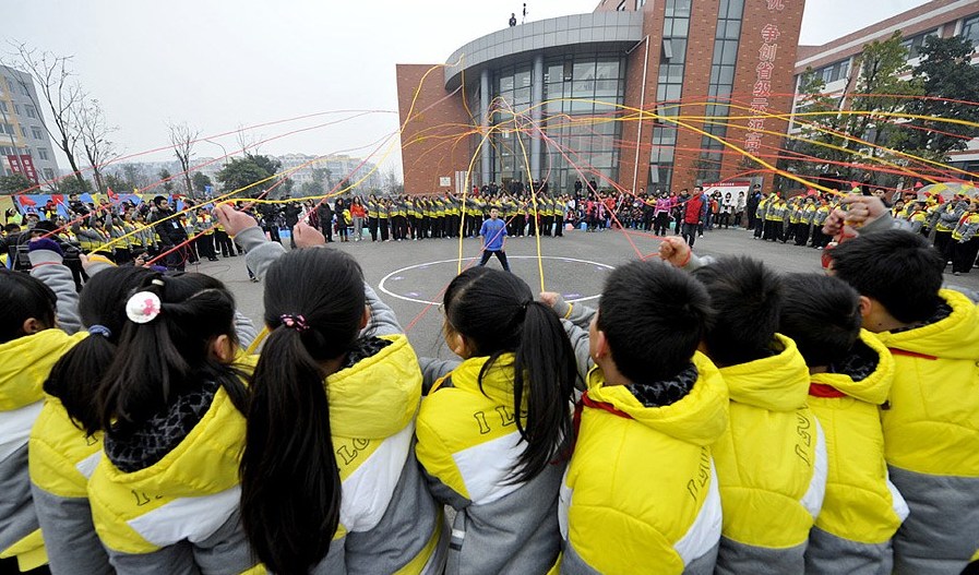 網(wǎng)繩吉尼斯紀錄在四川什邡被打破 網(wǎng)繩吉尼斯紀錄在四川什邡被打破