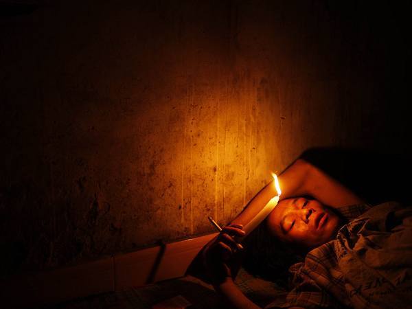 真實(shí)記錄一個吸毒者生命最后19天