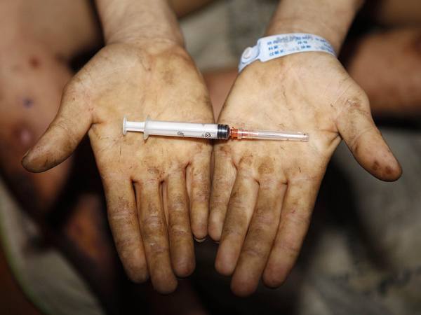 真實(shí)記錄一個吸毒者生命最后19天