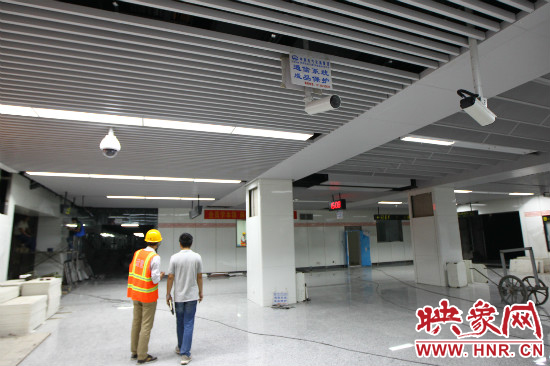 市體育中心站內(nèi)部裝修接近尾聲 市體育中心站內(nèi)部裝修接近尾聲