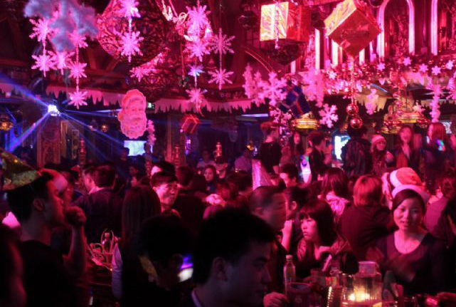 再不狂歡就老了！鄭州圣誕狂歡大攻略