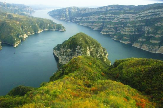 到黃河三峽“飛”黃河、拜孔子、探溶洞