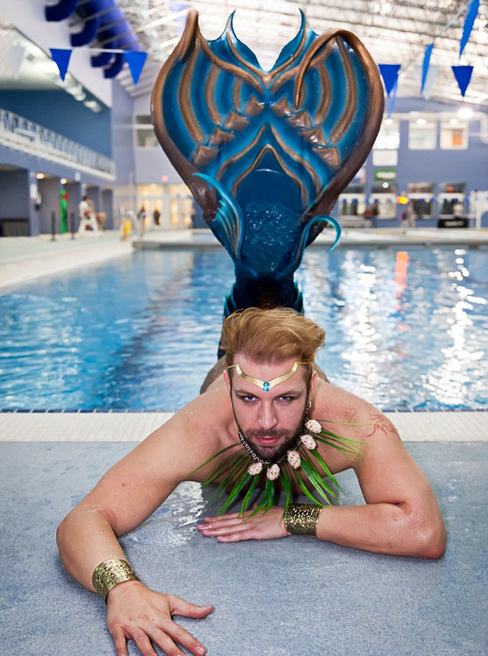 美國(guó)舉辦美人魚(yú)大會(huì) 超300名"人魚(yú)"盛裝參加