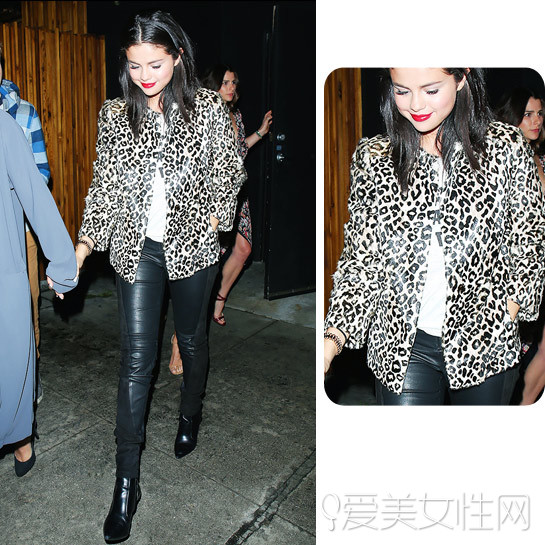 明星穿皮褲配豹紋,酷感十足