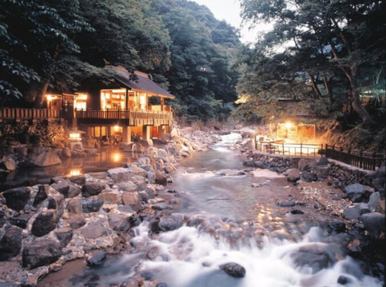 日本游規(guī)避人潮 就去這6個絕美的秘密景點