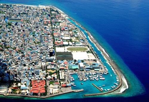 繽紛精彩假日 絢爛暑期旅游大不同 繽紛精彩假日 絢爛暑期旅游大不同