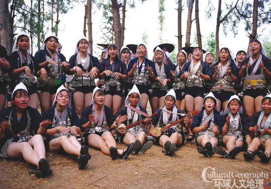 奕車(chē)人崇尚愛(ài)情自由 奕車(chē)人崇尚愛(ài)情自由