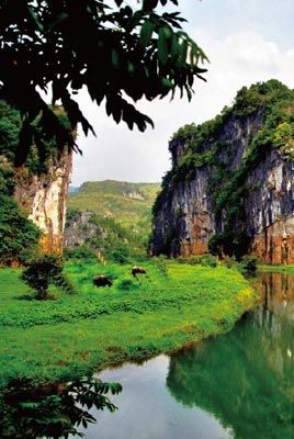 　　中國人對園林的喜愛更多是根源于一種隱逸遁世的情懷。　