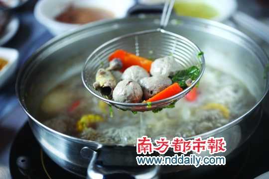 低，是實(shí)惠也是風(fēng)格俗 是喜劇也是味道