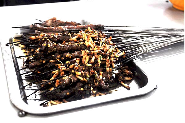 爽爽貴陽(yáng)吸引吃貨小分隊(duì) 爽爽貴陽(yáng)吸引吃貨小分隊(duì)