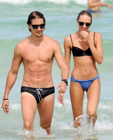 誰(shuí)能有幸約會(huì)天使？維秘超模們的男星后宮團(tuán)