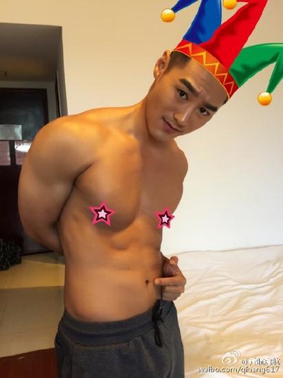 不造哪里不對，反正看起來怪怪的！