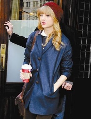 泰勒與新男友酒店過夜被抓 泰勒與新男友酒店過夜被抓