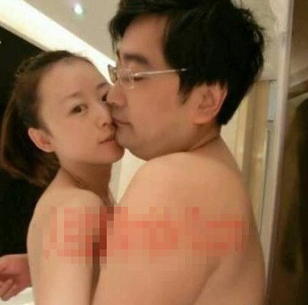 網(wǎng)傳女主播被國家檔案局官員包養(yǎng)4年艷照曝光 網(wǎng)傳女主播被國家檔案局官員包養(yǎng)4年艷照曝光