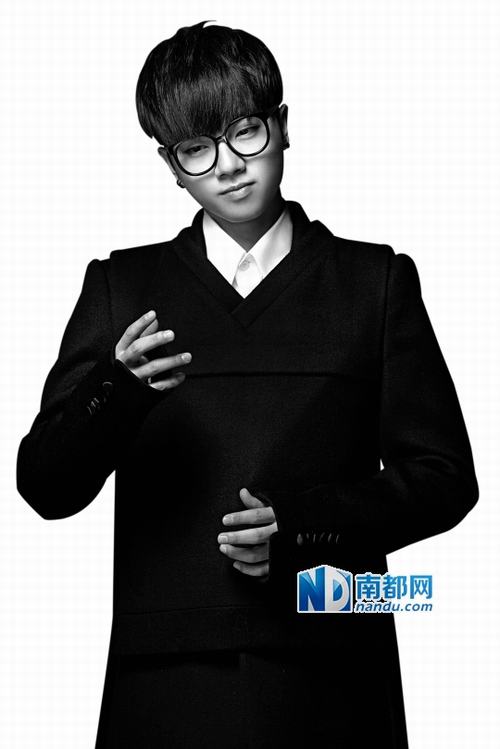 近日“快男”的“花花”華晨宇被爆7門(mén)掛科。