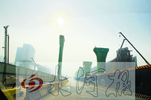 　三環(huán)大“項(xiàng)圈”，西、北兩段預(yù)計(jì)年底通車