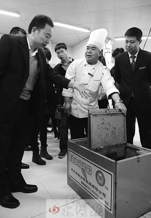 油水分離器當(dāng)“衛(wèi)士”，鄭州已安裝5402臺